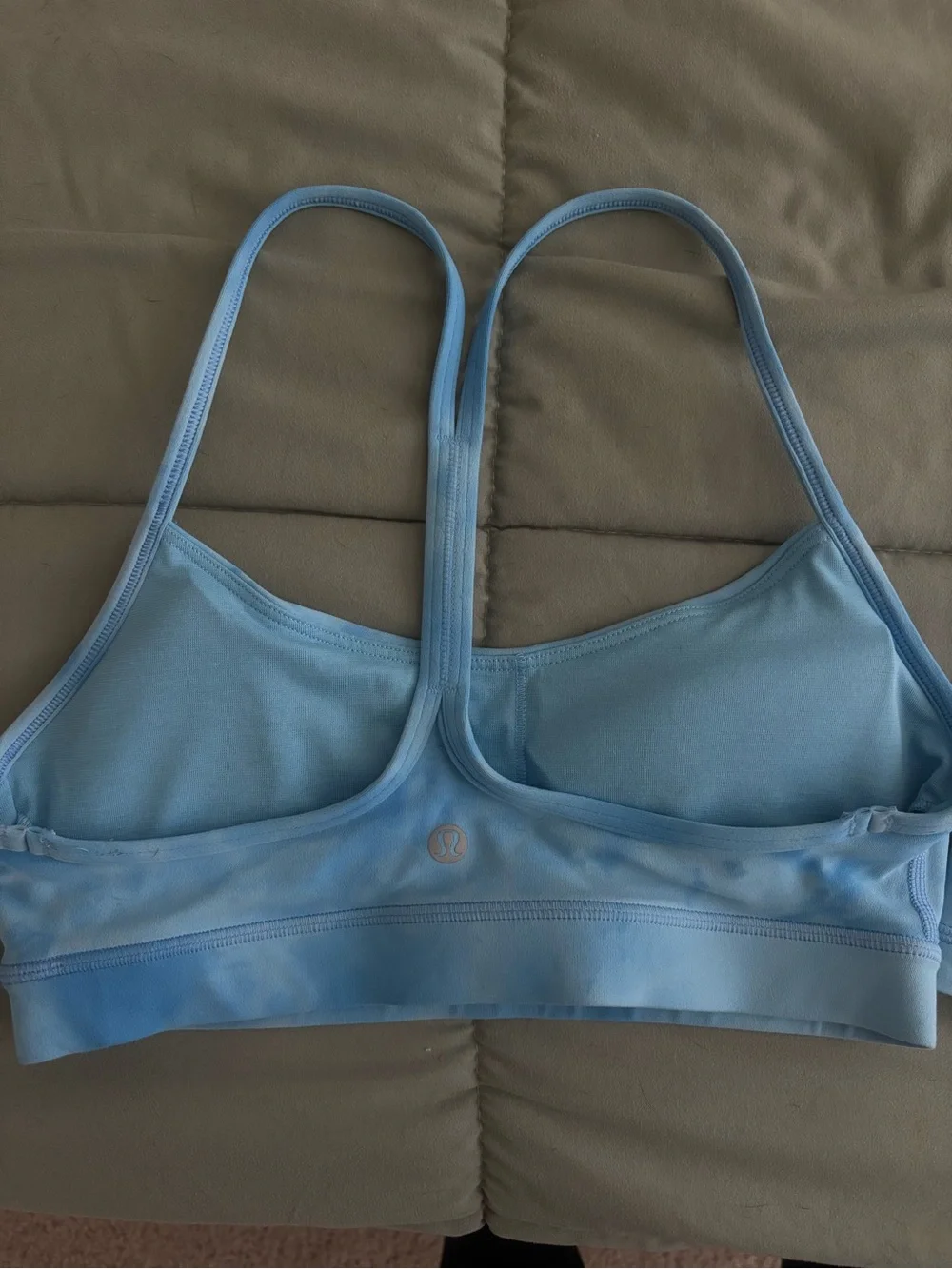 lululemon athletica shorts and bra matching set.